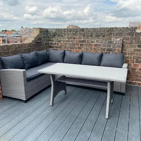 11 Penthouse 2 Bedrooms, Sleeps 4 Prázdninový dům *