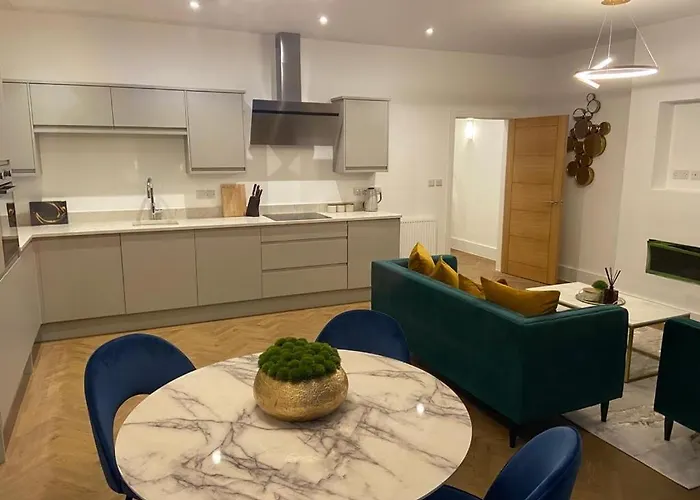 11 Penthouse 2 Bedrooms, Sleeps 4 York